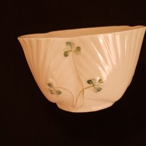 Belleek sugar holder/candy dish/bowl